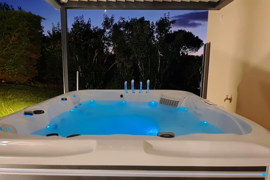 Villa Drome Jacuzzi La Maison D'A Cote Chatuzange-le-Goubet Extérieur photo